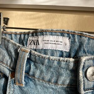 Zara Light Blue Relaxed Jeans